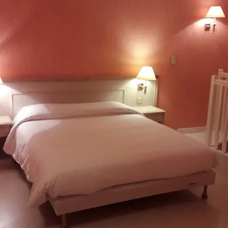 Bourbonnaise Hotel