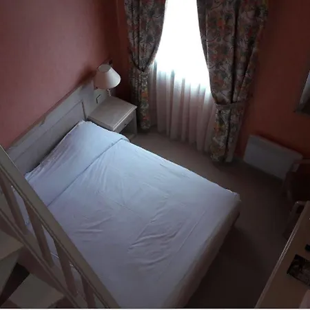 Hotel Bourbonnaise Saint-Yorre