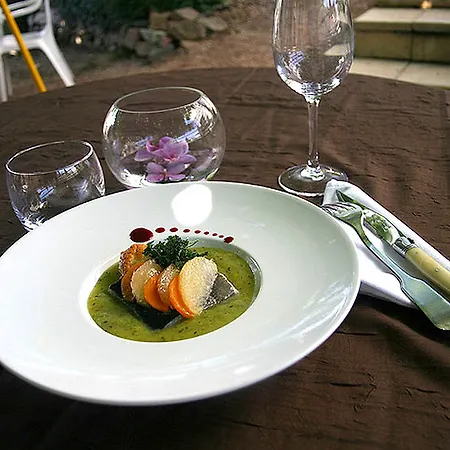 Hotel Logis L'auberge Bourbonnaise 3*
